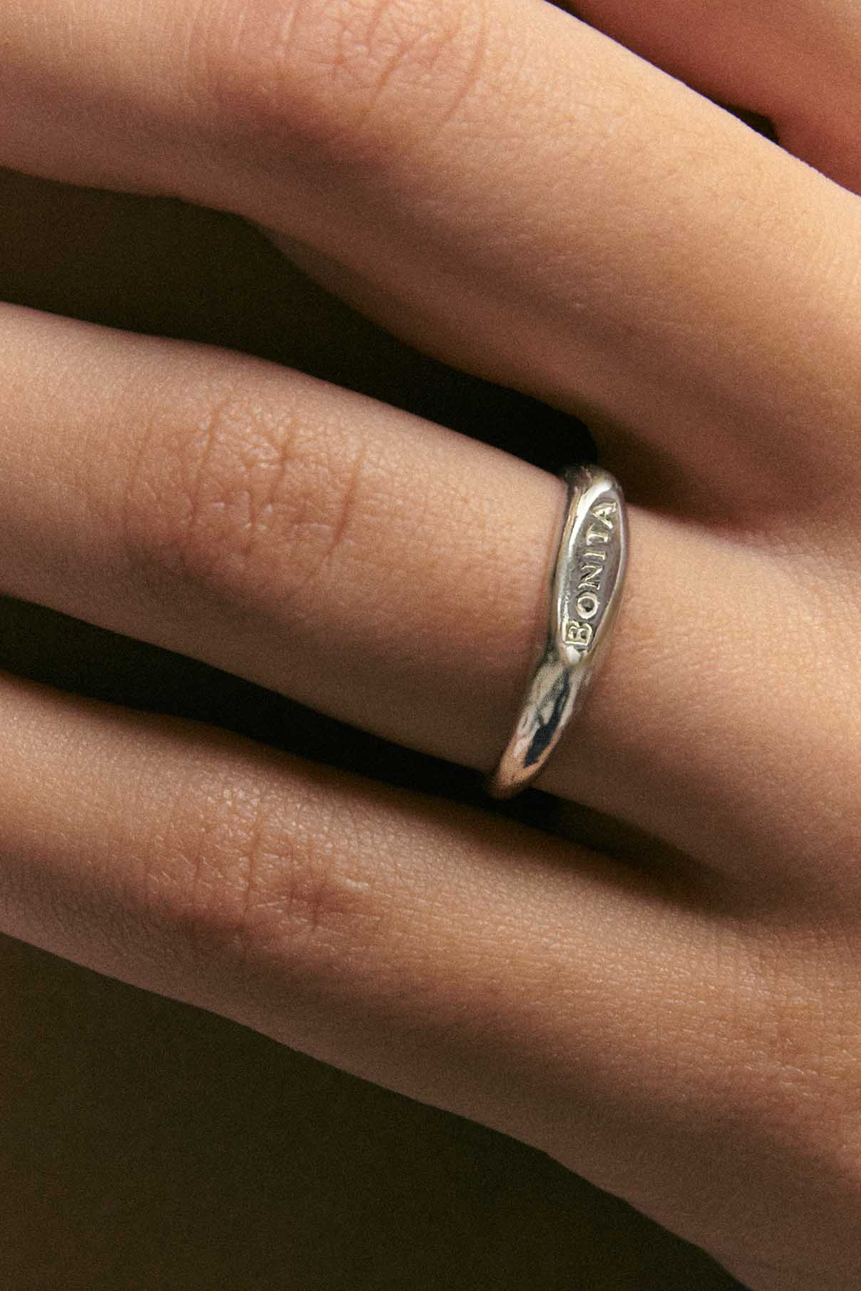 Anillo Sello Mini Bonita Plata