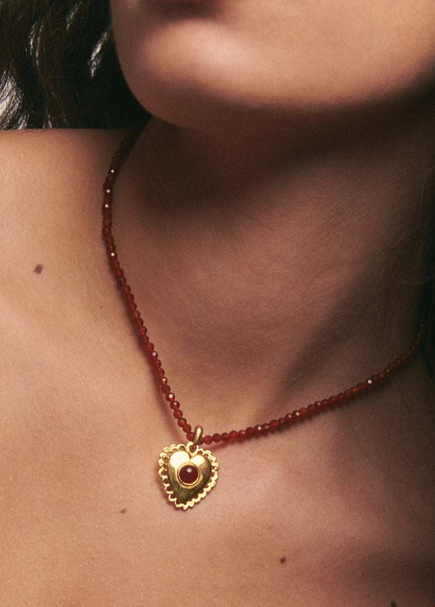 Corazon Garnet Necklace