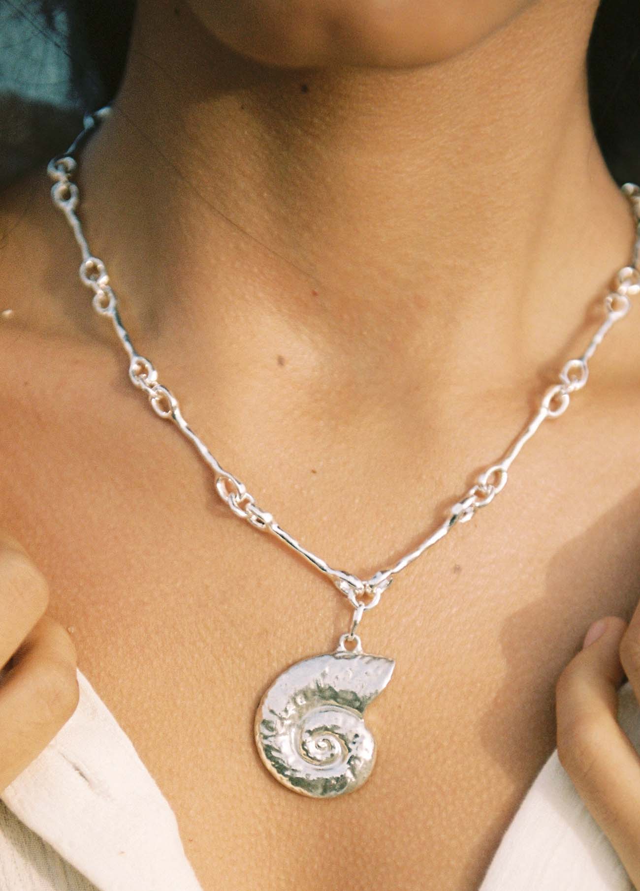 Neptuno Silver Necklace