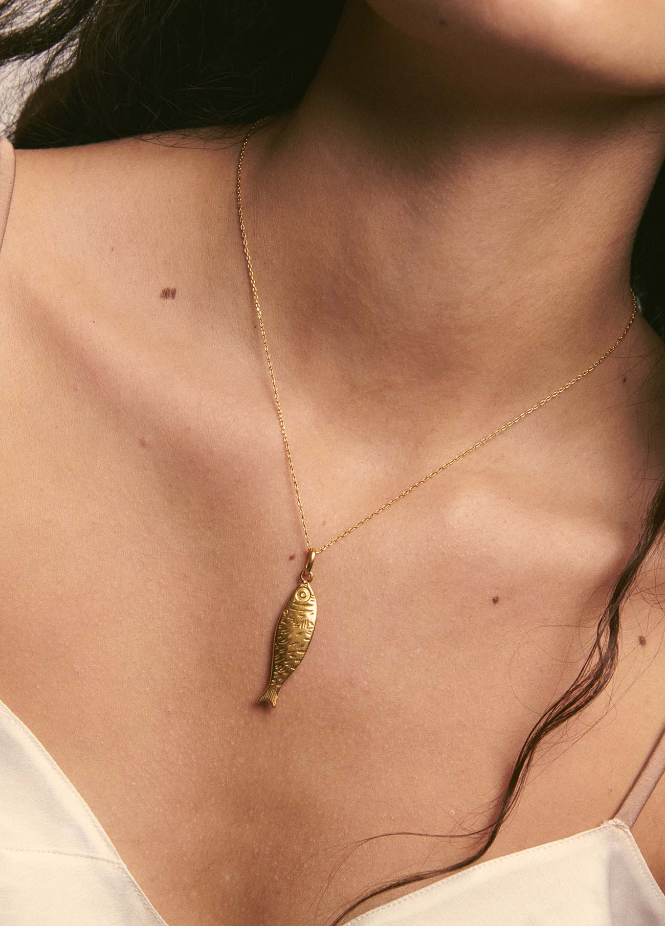 Collar Sardina Oro