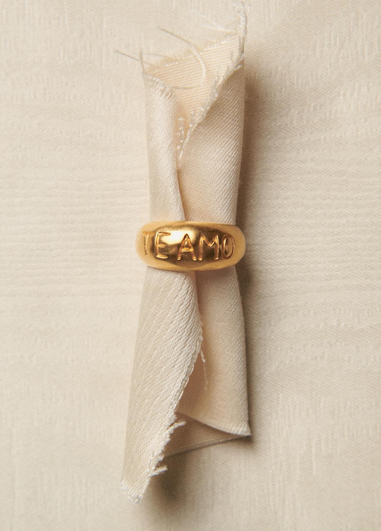 Te Amo Ring Solid Gold