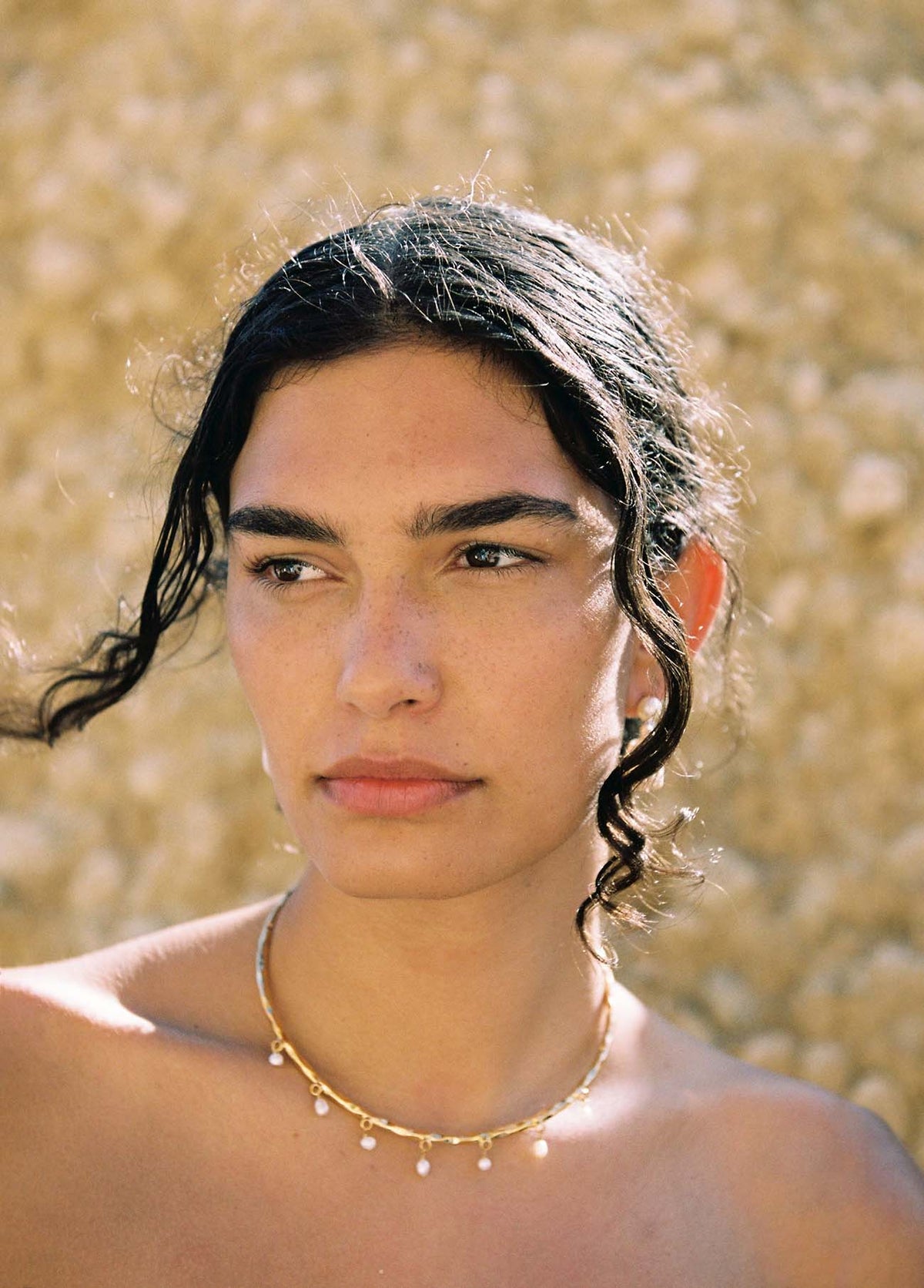  Nubia Choker