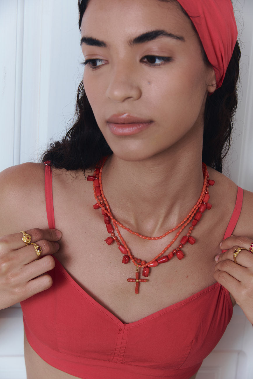 Cruz Coral Choker