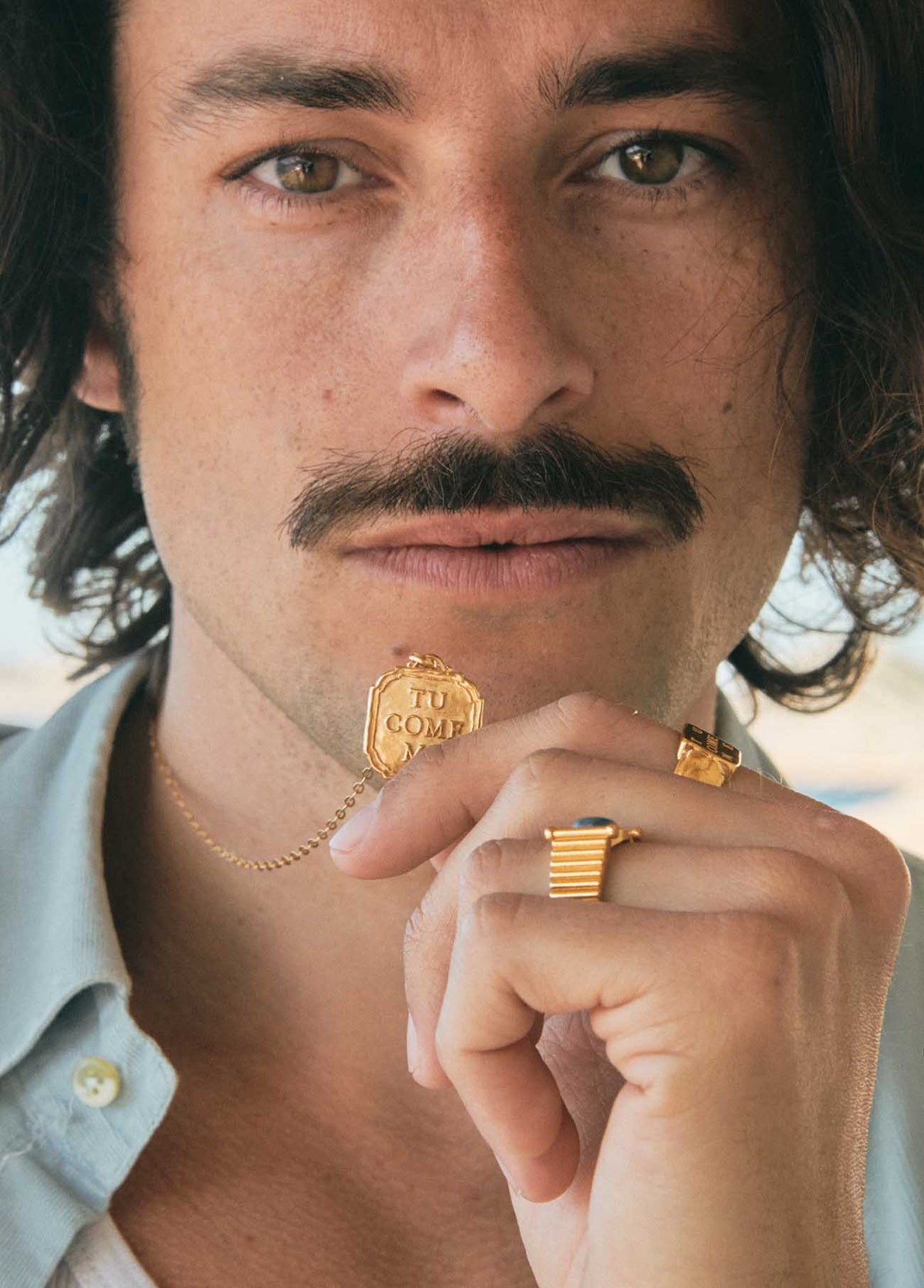 Tu Come Me Gold Charm