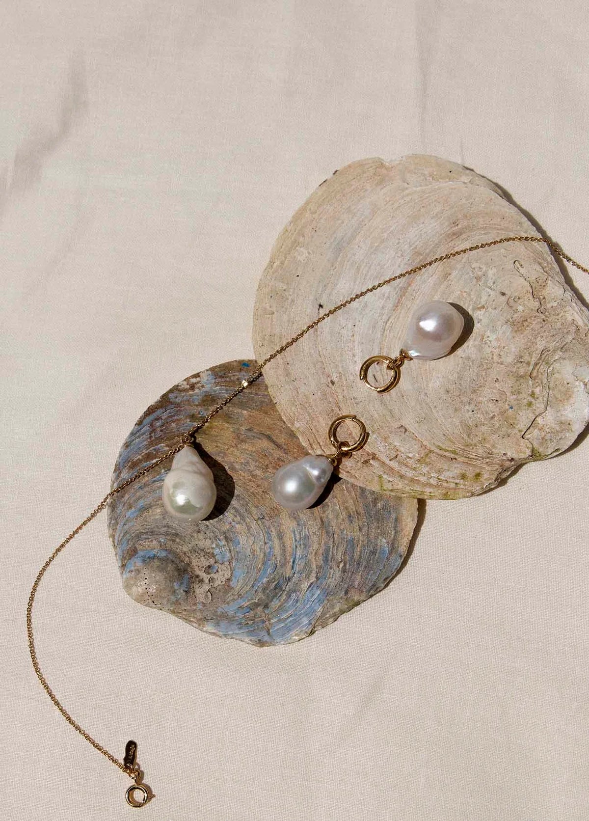 Precious Pearl Gold Necklace