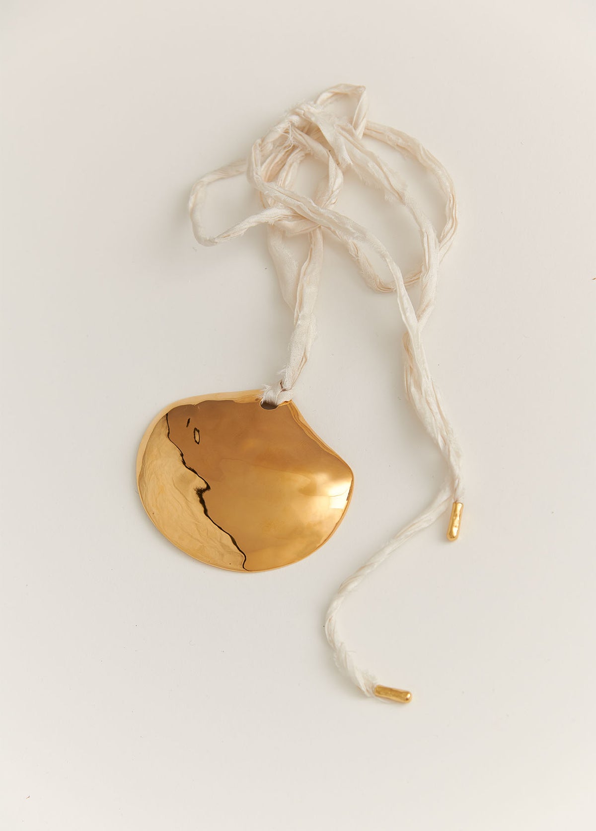 Salitre Gold Pendant