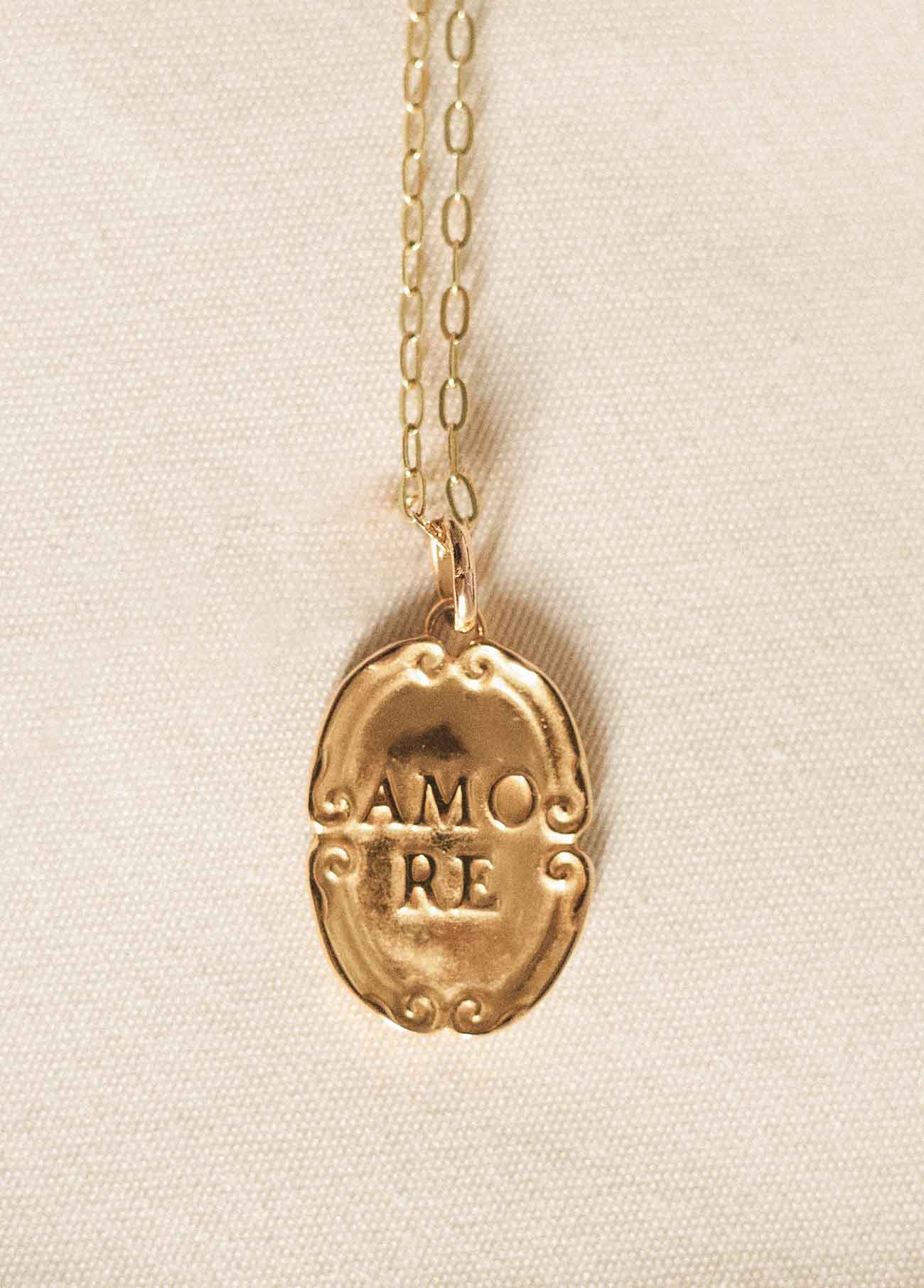 Amore necklace with Mare Gold Chain