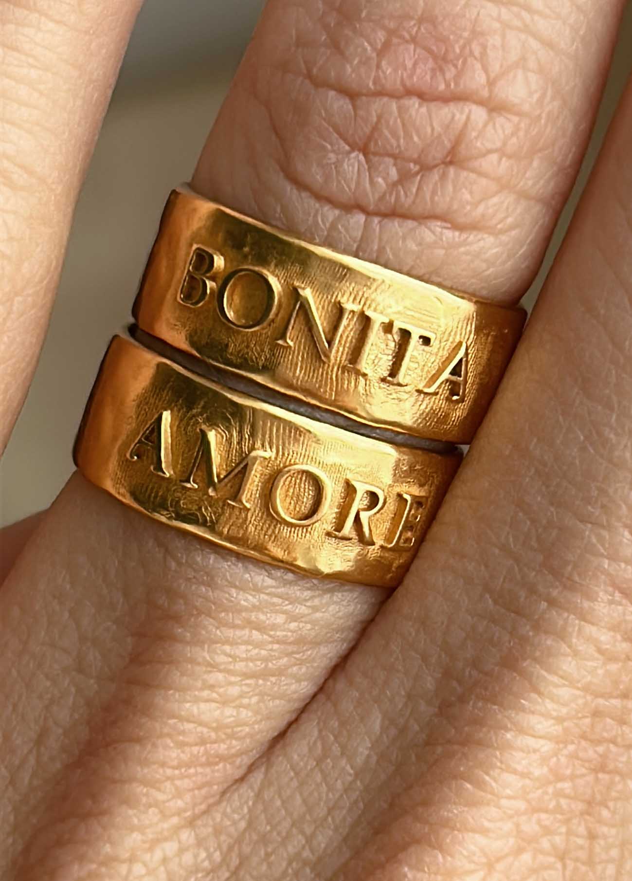 Anillo Banda Amore Oro