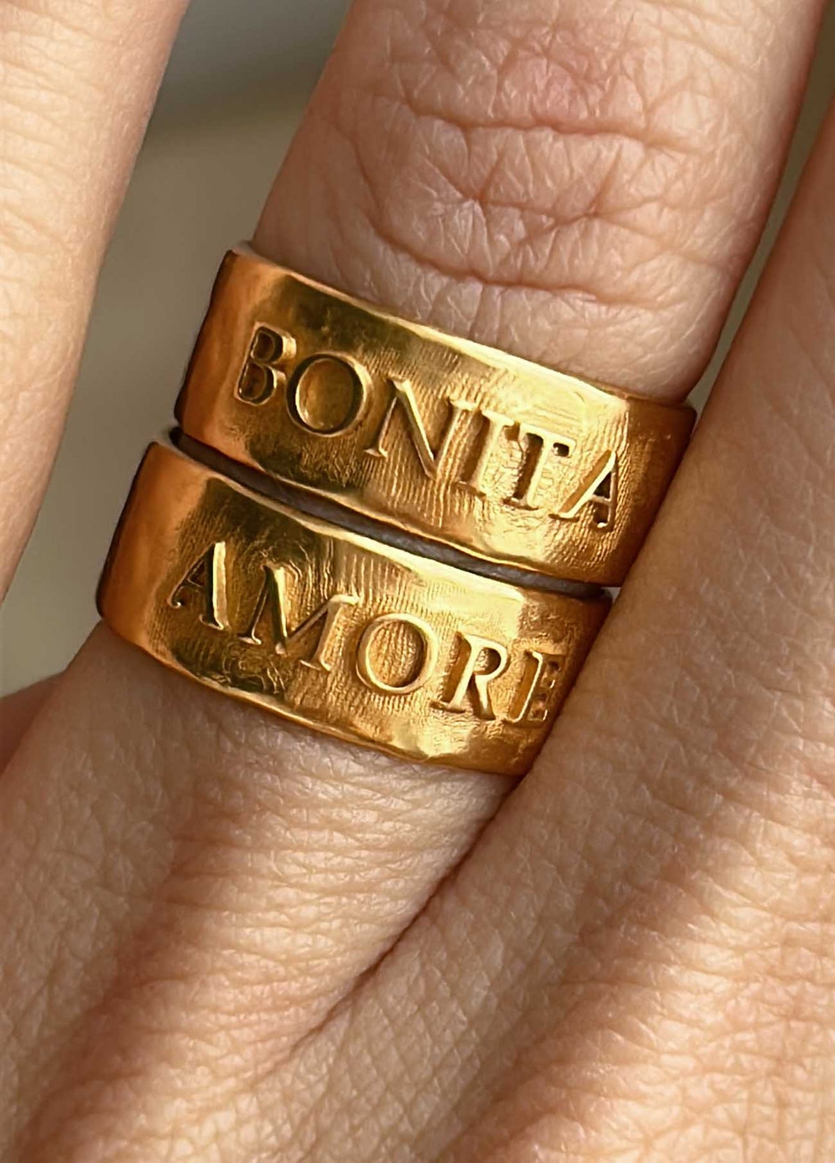 Anillo Banda Amore Oro