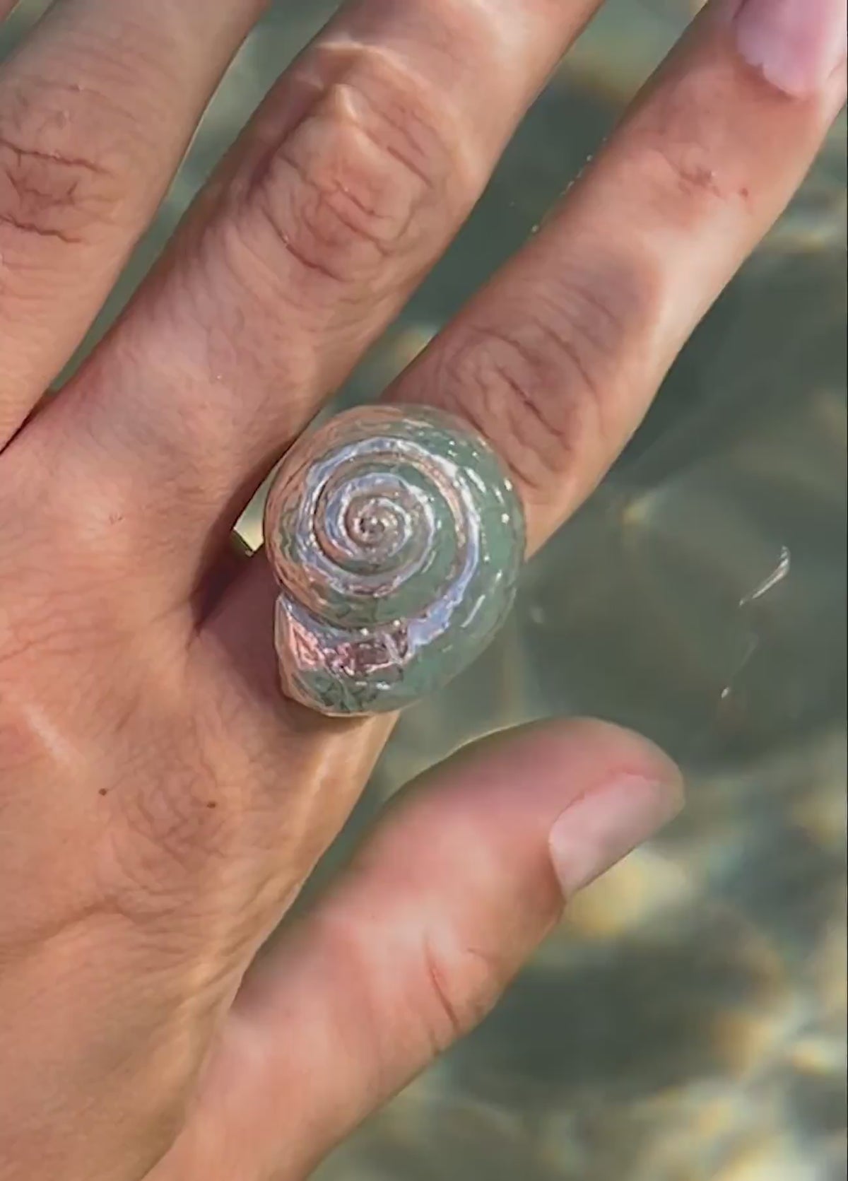 Caracola Silver Ring