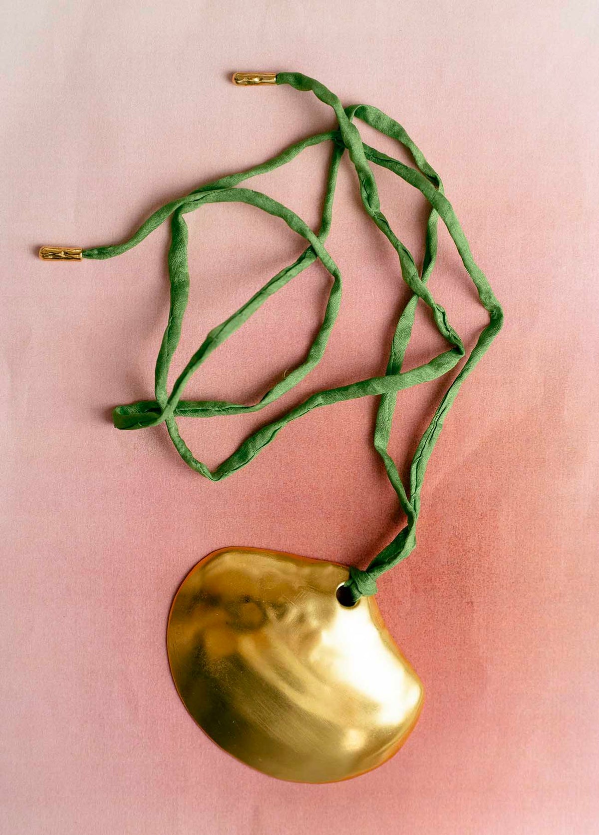 Salitre Green Gold Silk Necklace